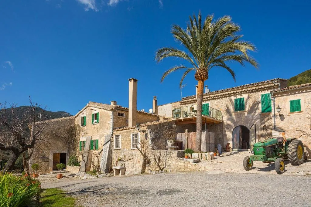 General view, Finca Hotel Es Castell, Majorca