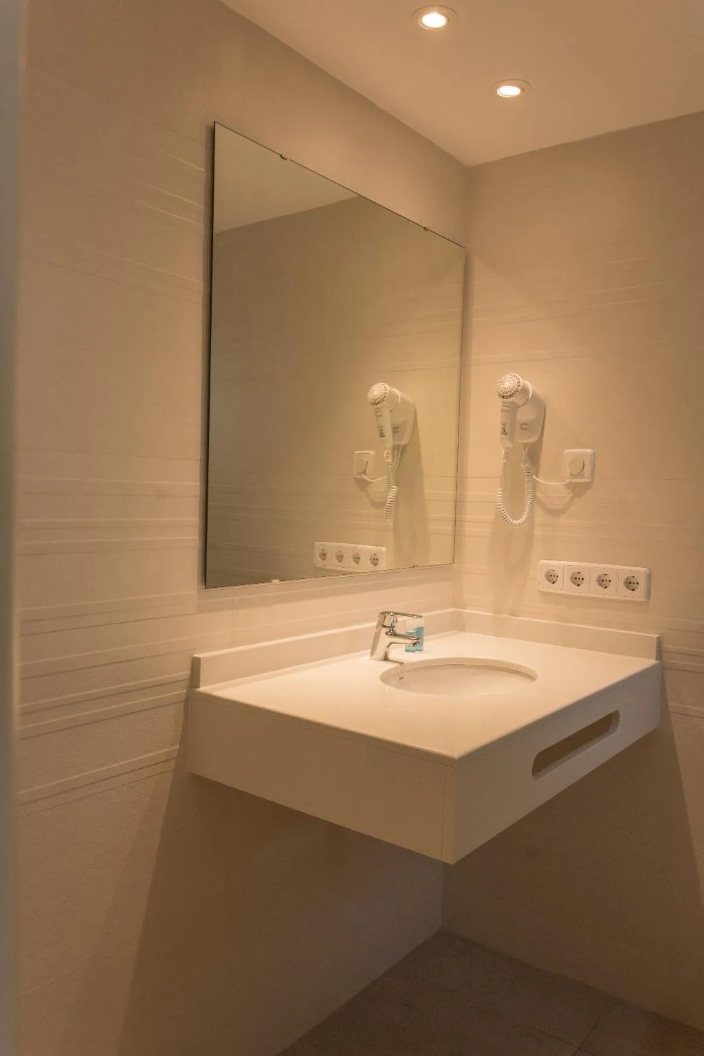 APARTMENT SUPERIOR ONE BEDROOM Room, Sol Naixent-Bonaire, Majorca