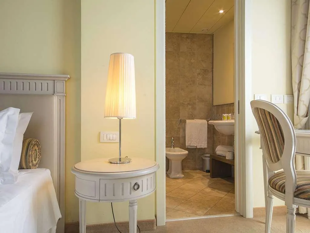 Room, LHP Certaldo Resort, Florence