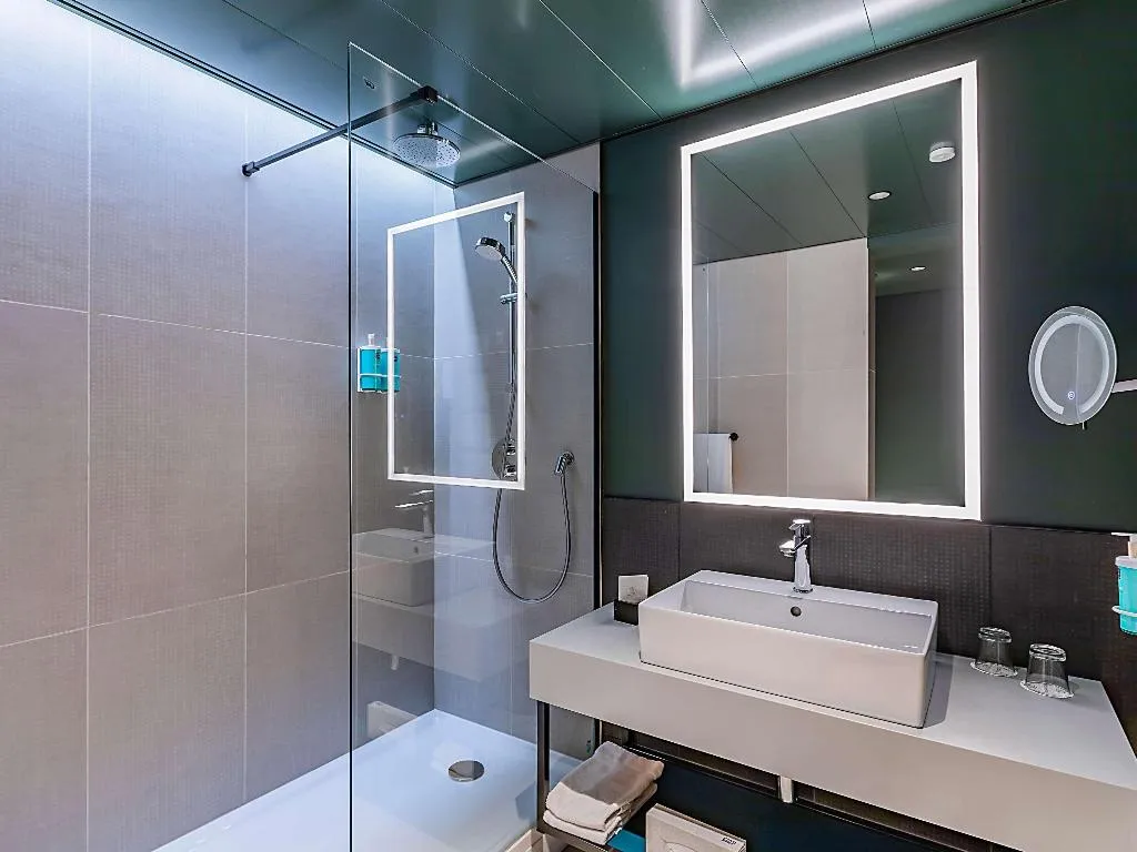 TWIN STANDARD Room, Novotel Lisboa, Lisbon