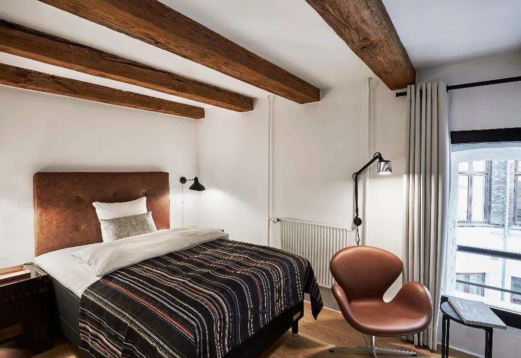 SINGLE EXECUTIVE Room, 71 Nyhavn Hotel, Copenhagen