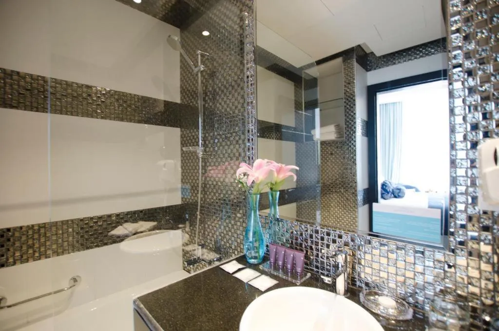Double or Twin CLUB Room, Signature 1 Hotel Tecom, Dubai