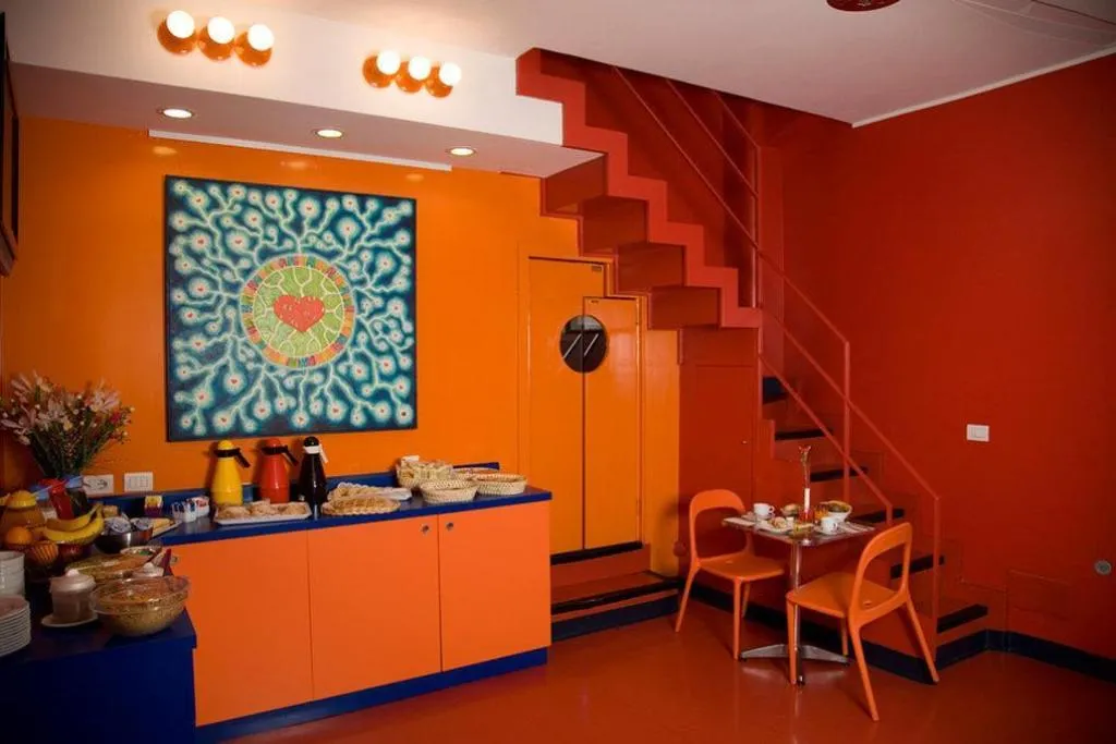 Lobby, Correra 241, Naples