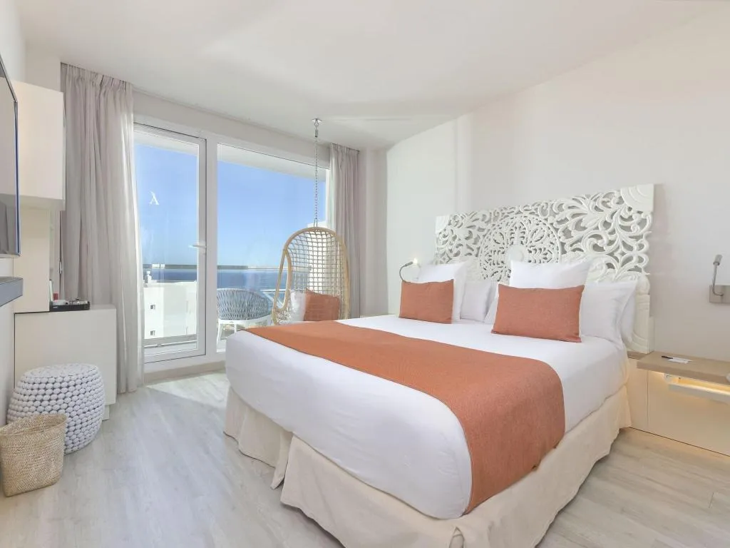 DOUBLE DELUXE Room, Amare Beach Hotel Ibiza, Ibiza