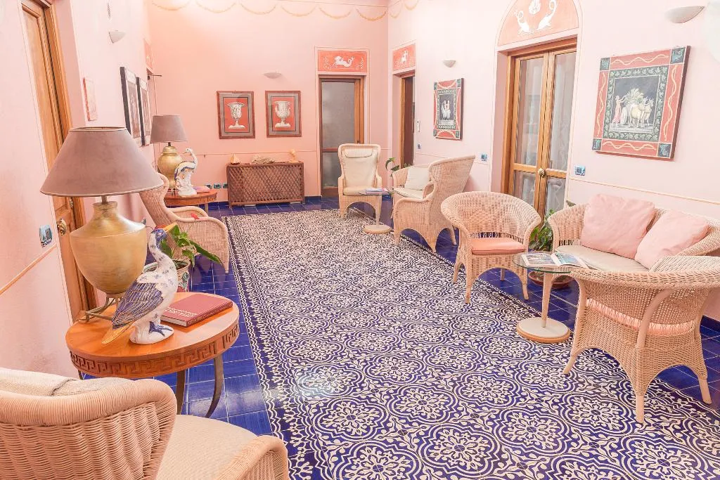 Lobby, Eros, Palermo