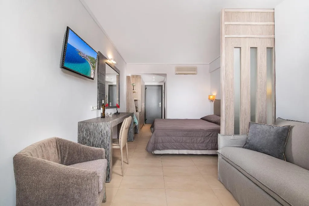 JUNIOR SUITE STANDARD Room, Lagomandra Hotel & Spa, Halkidiki