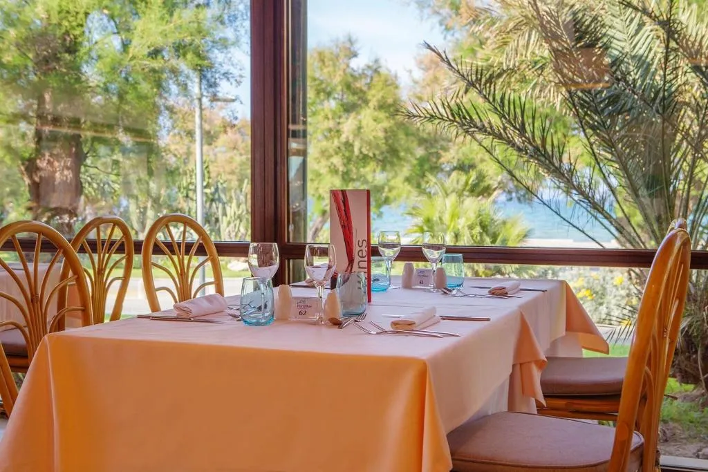 Restaurant, PortBlue Club Pollentia Resort & Spa, Majorca