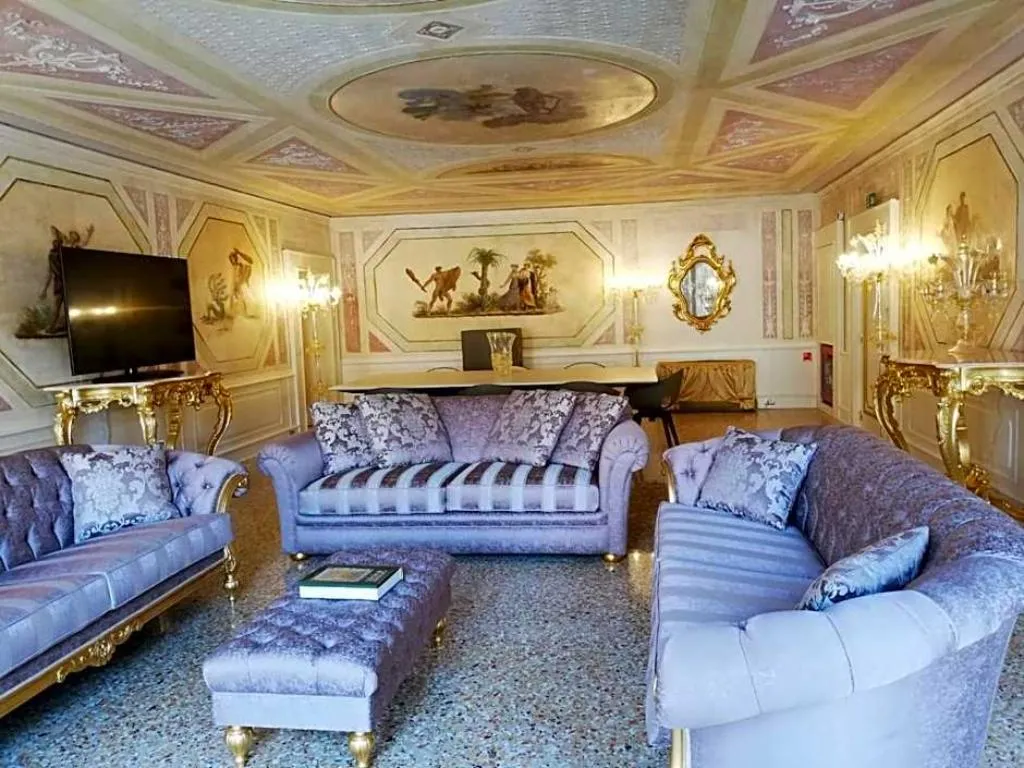 SUITE Presidential Room, Cà Bonfadini Historic Experience, Venice