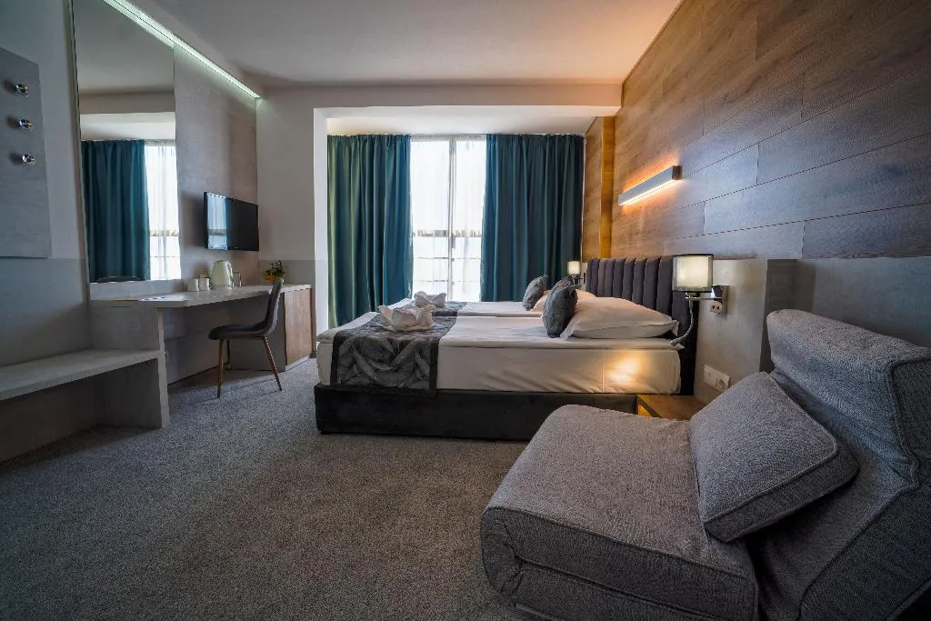 DOUBLE PARK VIEW Room, Hotel Havana, Varna