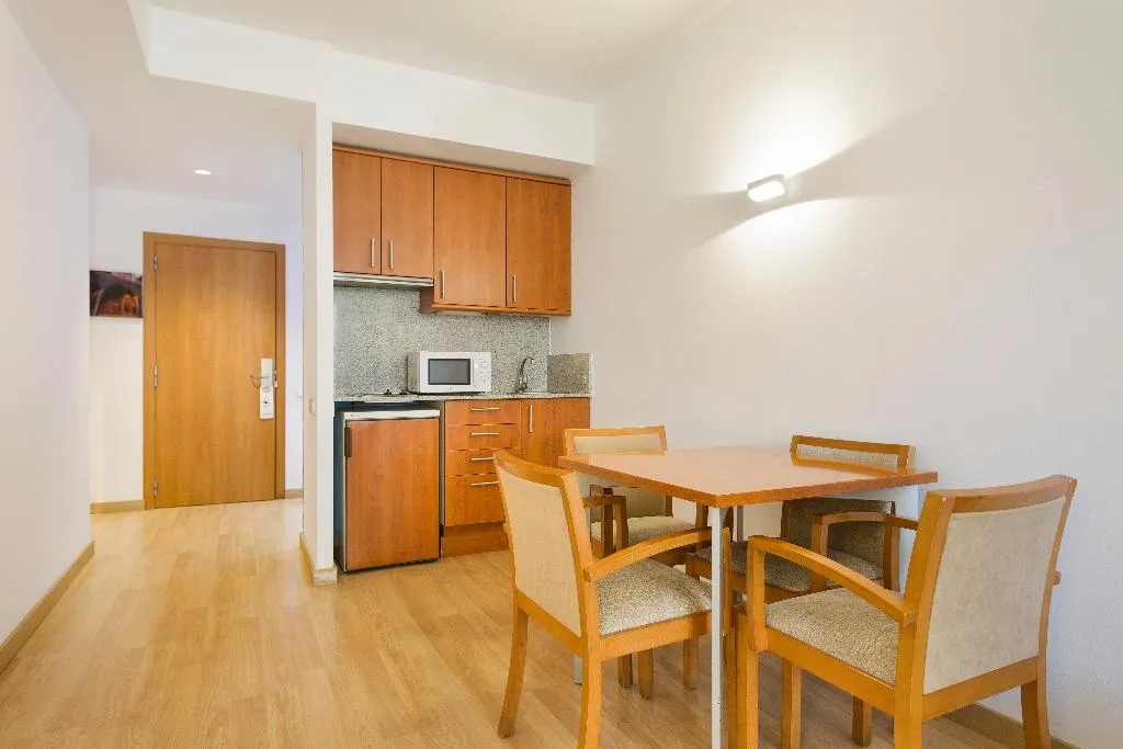 APARTMENT CAPACITY 5 Room, Acta Azul, Barcelona