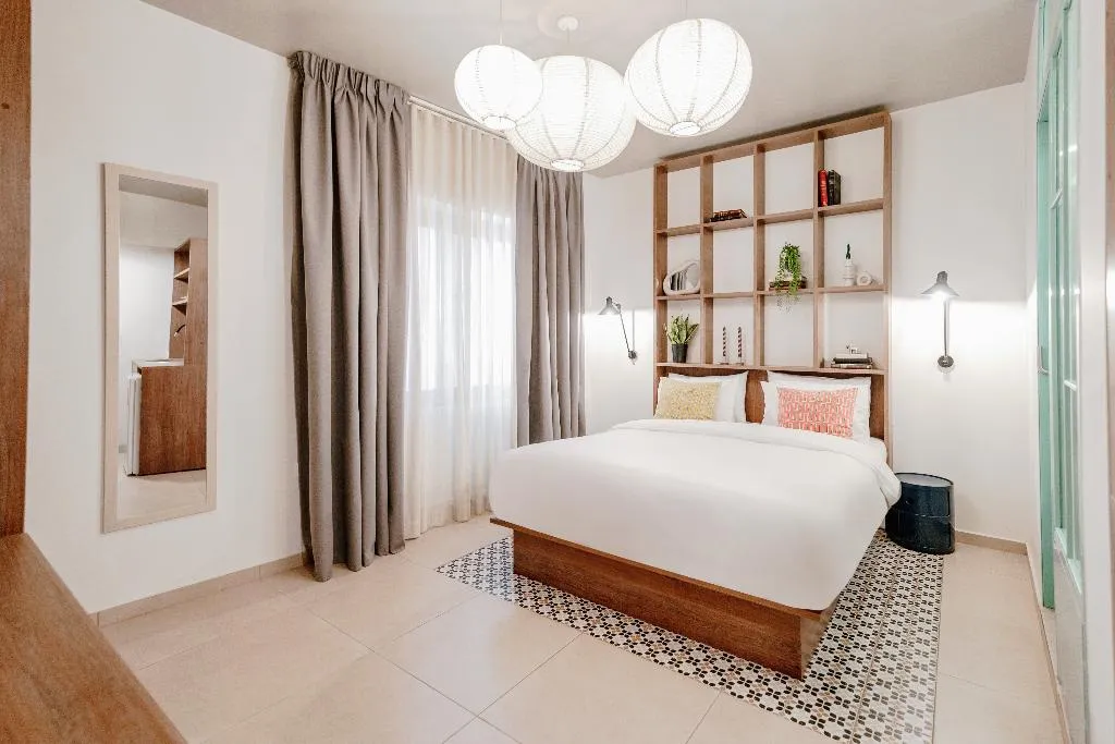 DOUBLE WITH VIEWS Room, Next Door Athens, Athens