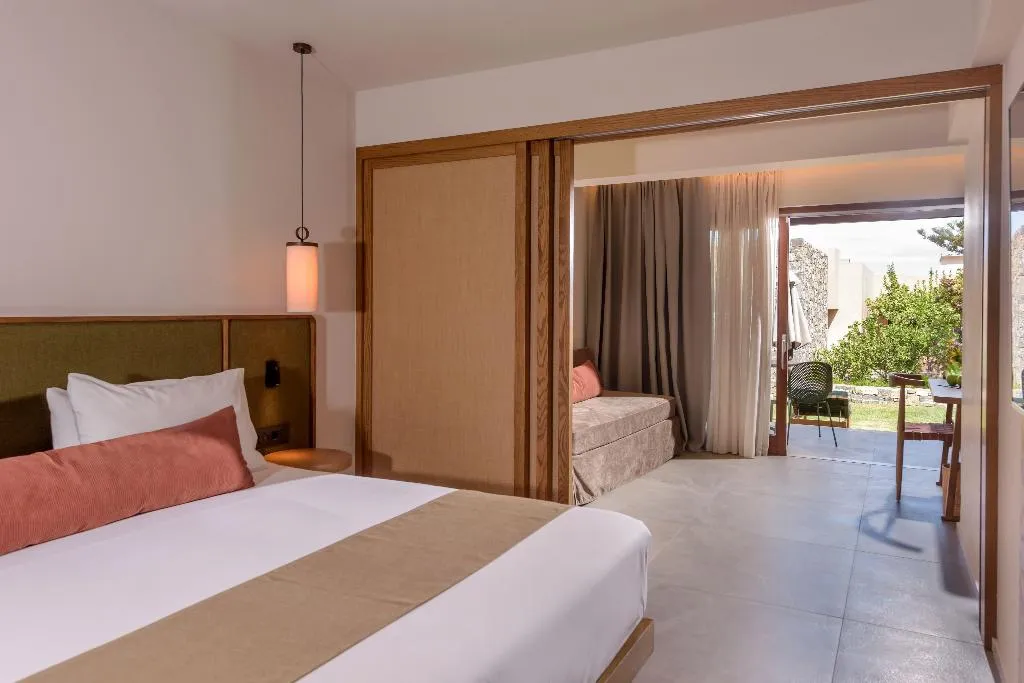 FAMILY ROOM STANDARD Room, Blue Sea Beach Affiliated by Melia, Crete