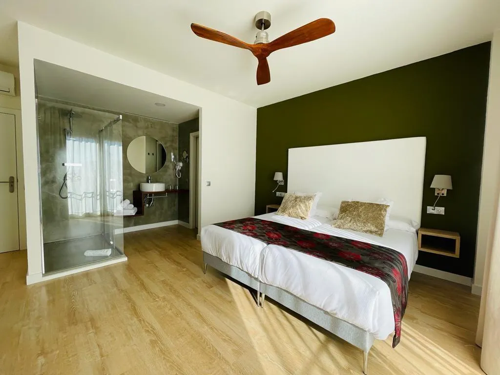 Double or Twin DELUXE LAND VIEW Room, Añoreta Suites, Costa Del Sol
