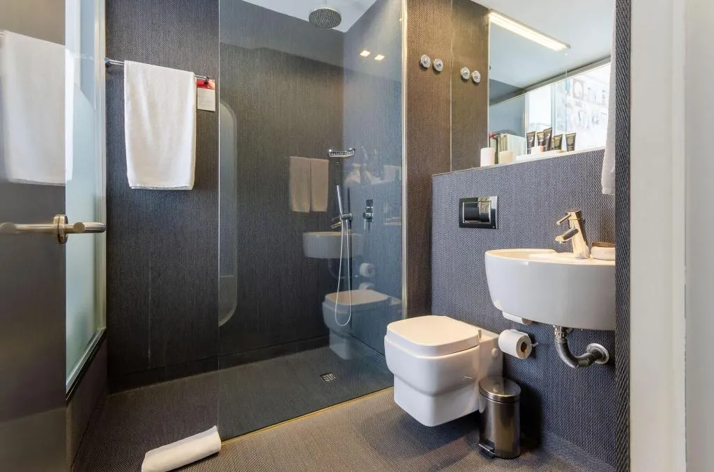 DOUBLE CLASSIC Room, Lx Boutique Hotel, Lisbon