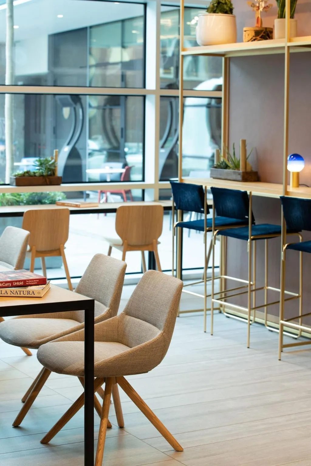 Bar, Innside Milano Torre Galfa, Milan