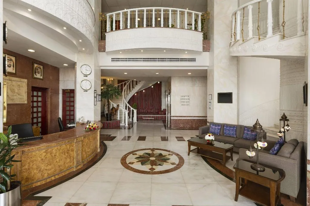 Lobby, Ramada By Wyndham Beach Hotel Ajman, Dubai