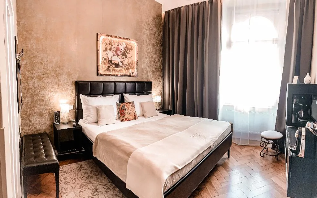 DOUBLE STANDARD Room, Alfons Boutique Hotel, Prague