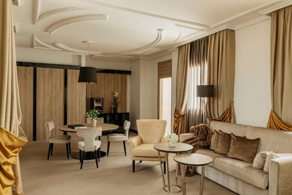 SUITE ONE BEDROOM Room, Palacio de los Duques Gran Meliá, Madrid