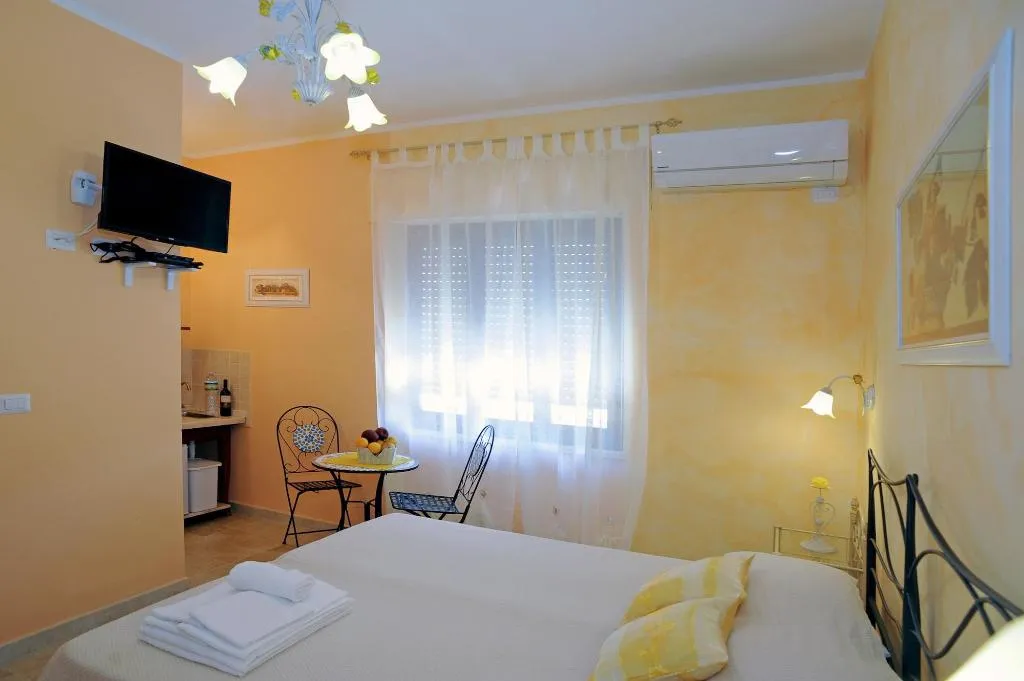 Room, B&B I Gerani, Alghero