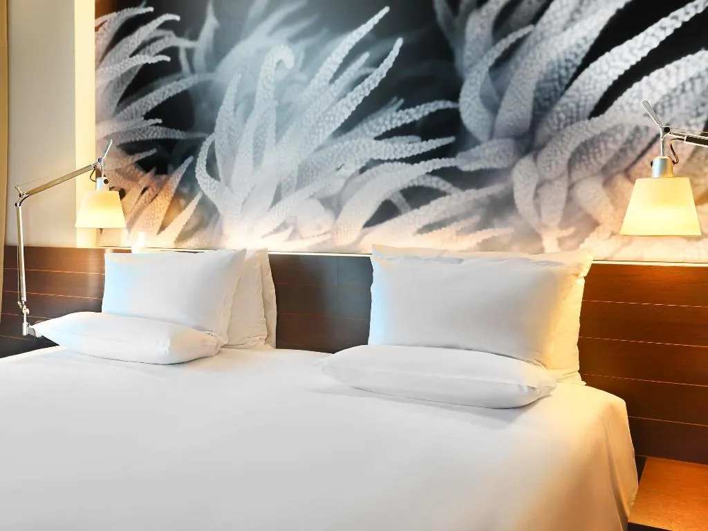 SUITE SUPERIOR QUEEN BED Room, Novotel Barcelona City, Barcelona