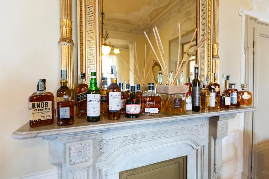 Bar, Grand Hotel Victoria, Milan