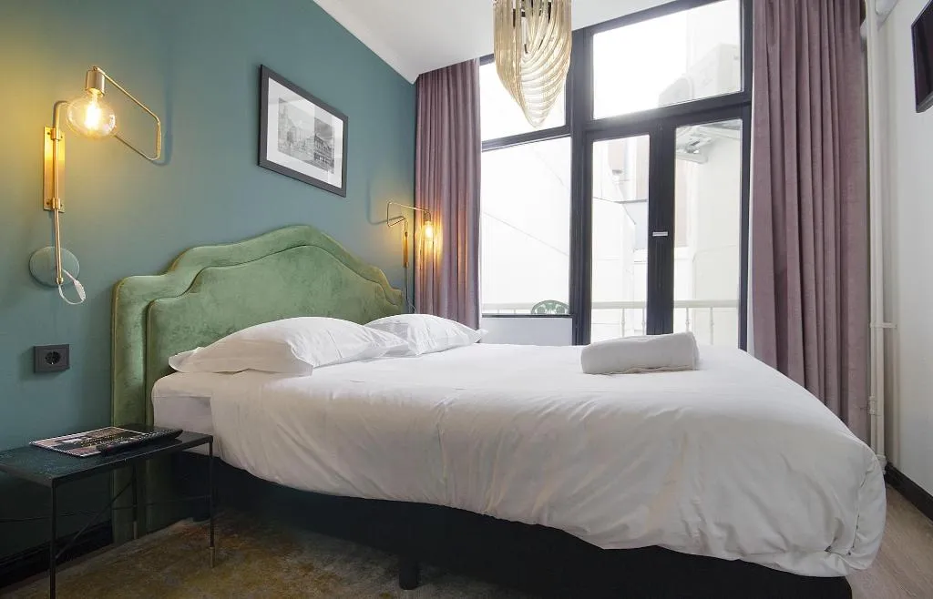 Room, Mr. Monkey Amsterdam, Amsterdam