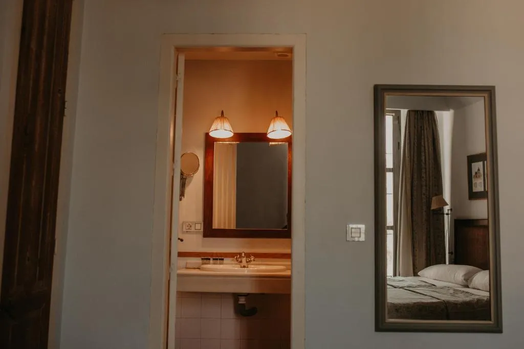 QUADRUPLE STANDARD Room, Hotel Posada De Valdezufre, Seville