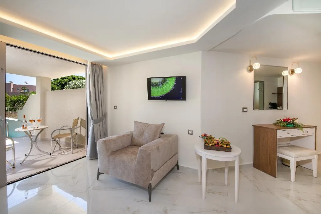 APARTMENT DUPLEX Room, Vantaris Luxury Beach Resort, Crete