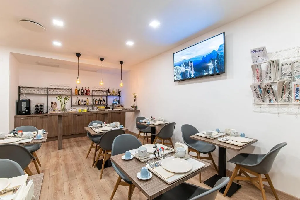 Restaurant, Neocore Boutique Hotel, Naples