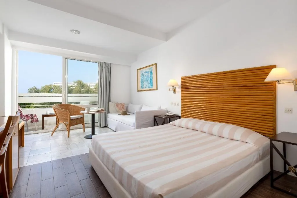 DOUBLE PARTIAL SEA VIEW Room, Dionysos, Rhodes