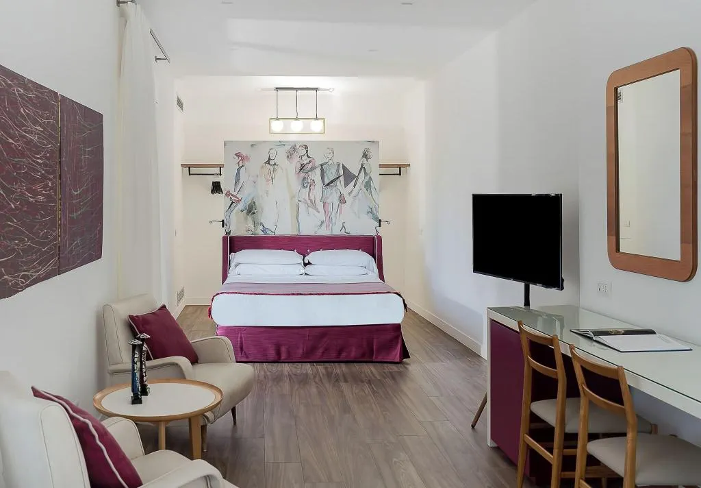 Room, Conca Park, Naples