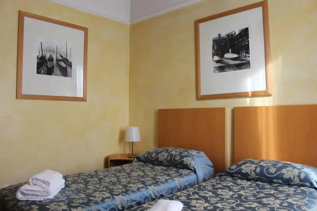 TWIN STANDARD Room, Club Hotel Milan, Milan