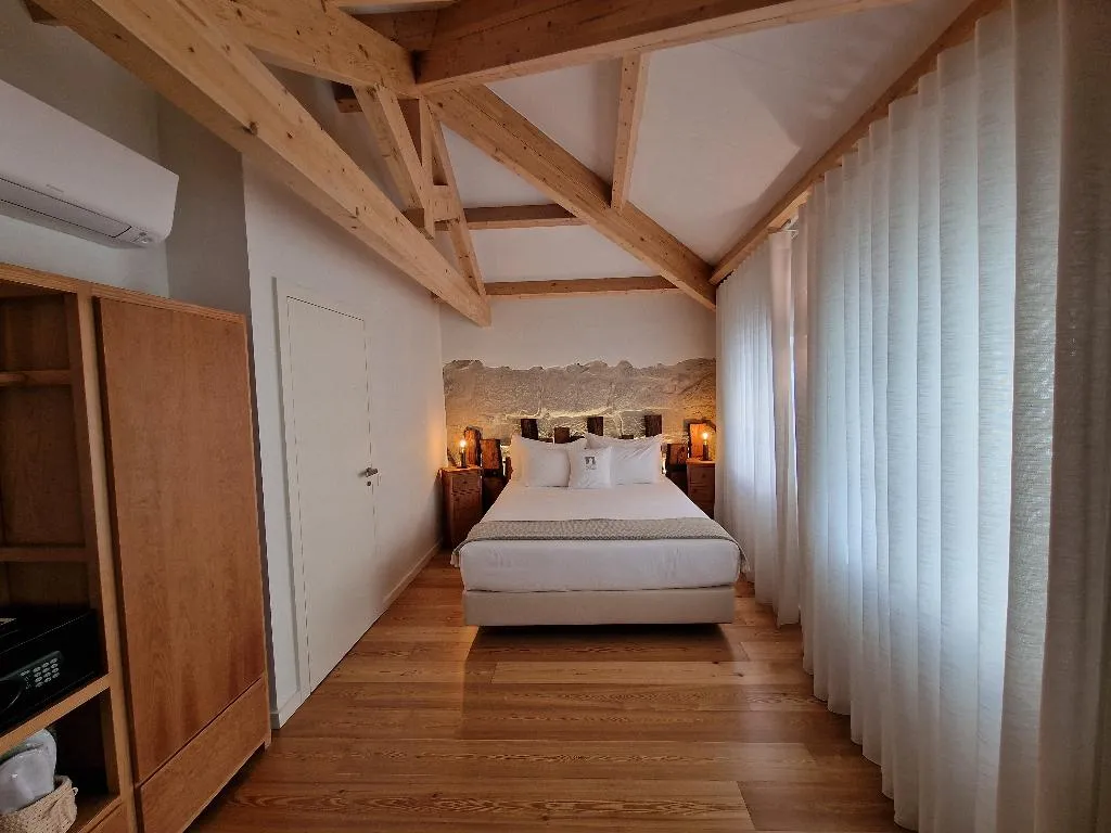 STUDIO PENTHOUSE Room, Porta Nobre Boutique Hotel by Aspasios, Porto