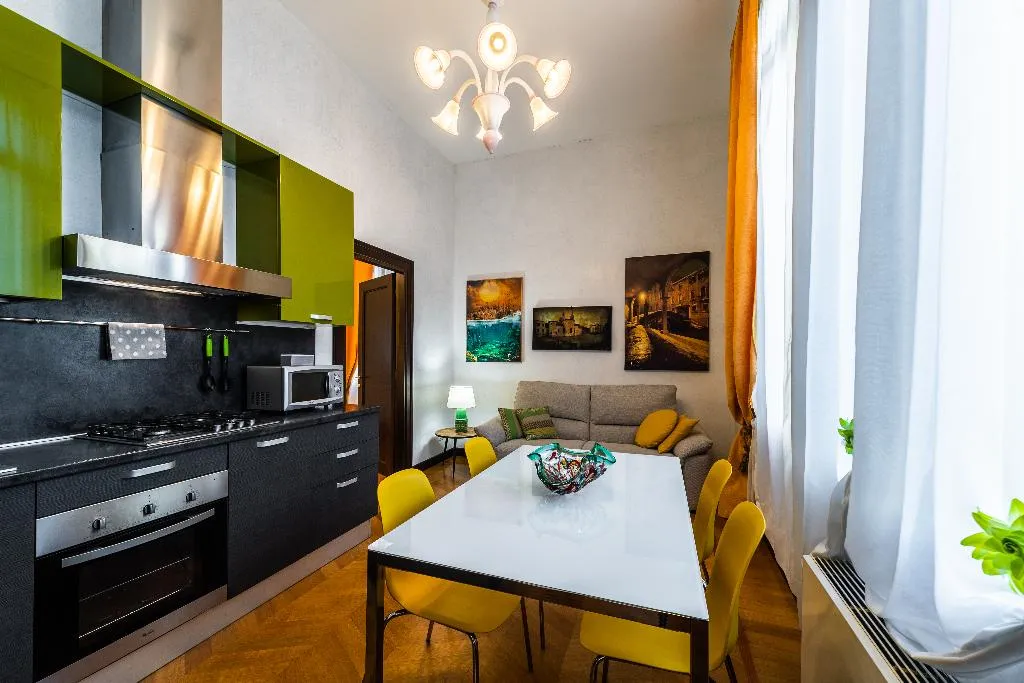 APARTMENT GARDEN VIEW Room, Ca' Sant'Angelo Apartments, Venice