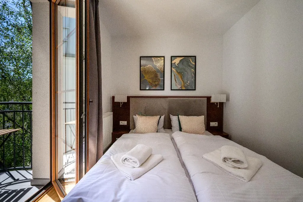 APARTMENT TWO BEDS Room, On/set Aparthotel, Krakow
