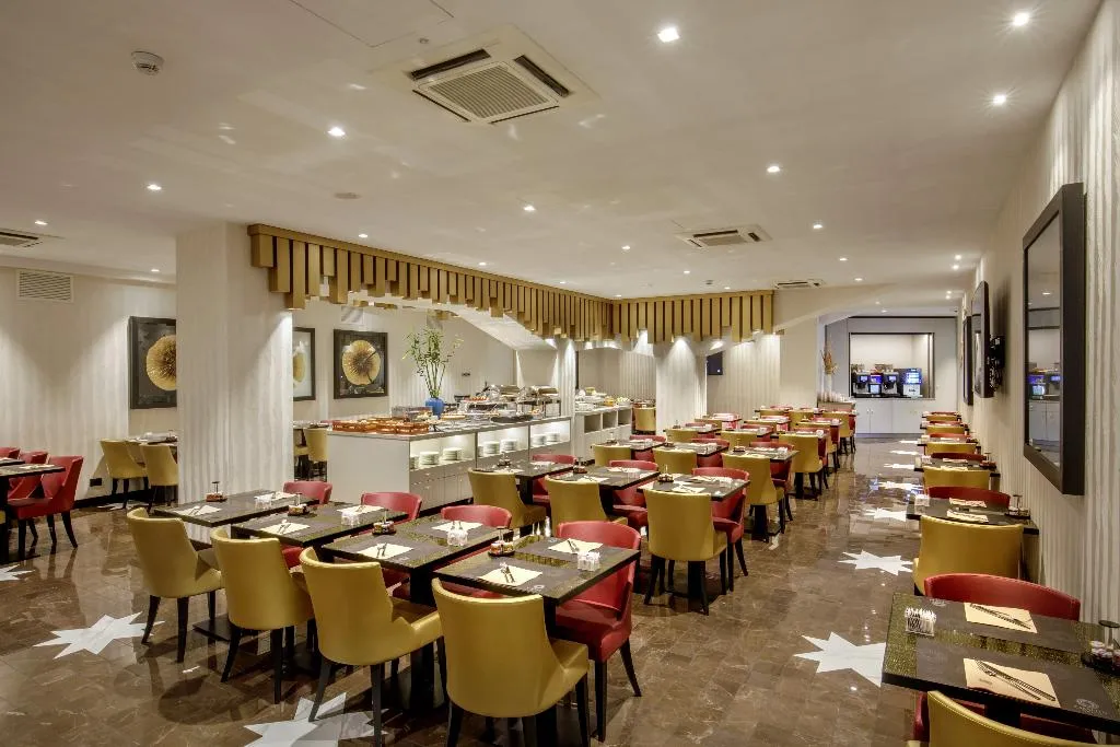 Restaurant, St. Martin, Rome