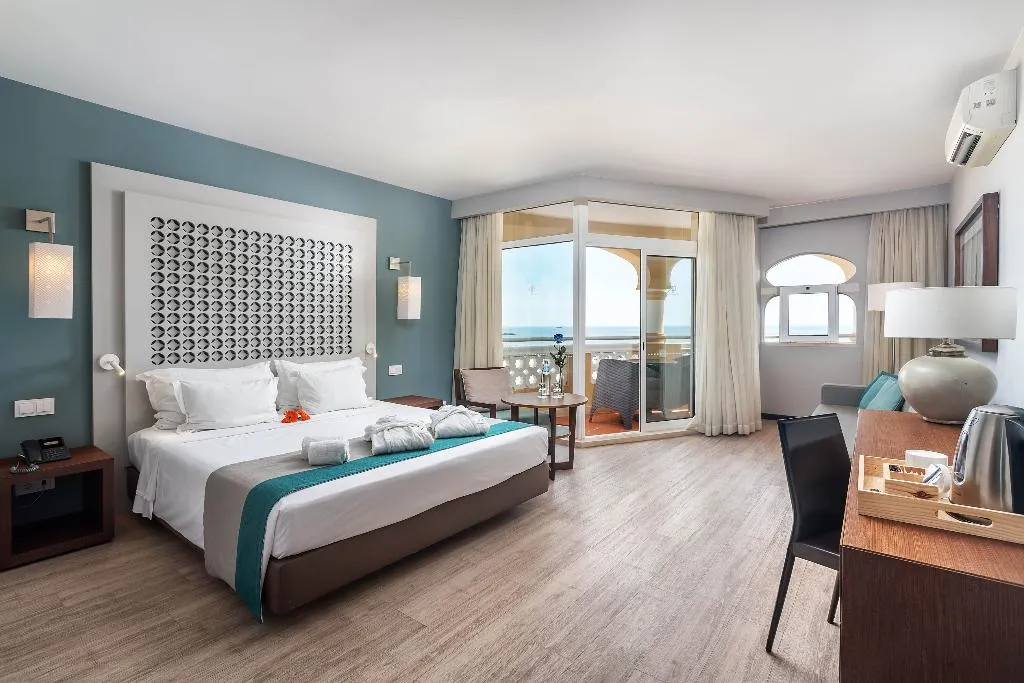 TWIN SEA FRONT Room, AP Oriental Beach - Adults Friendly, Algarve
