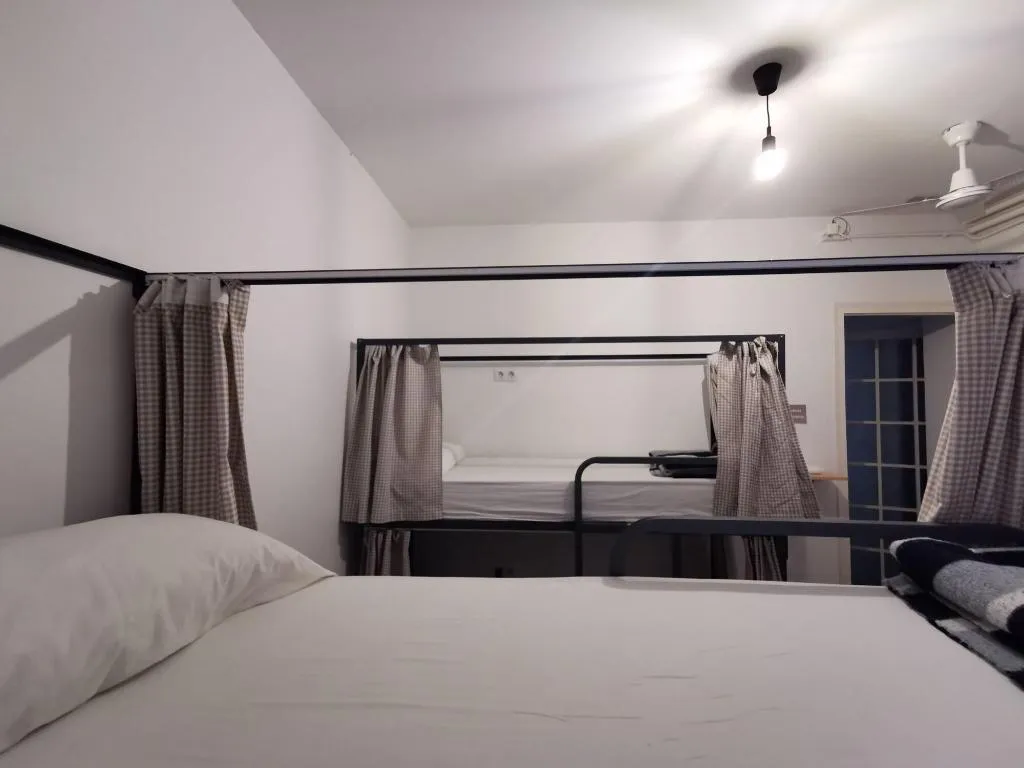 Room, Mucha Masia Hostel Rural-Urbà, Barcelona