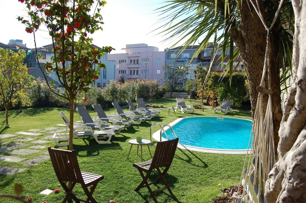 Sports and Entertainment, Aparthotel Oporto Alves da Veiga, Porto