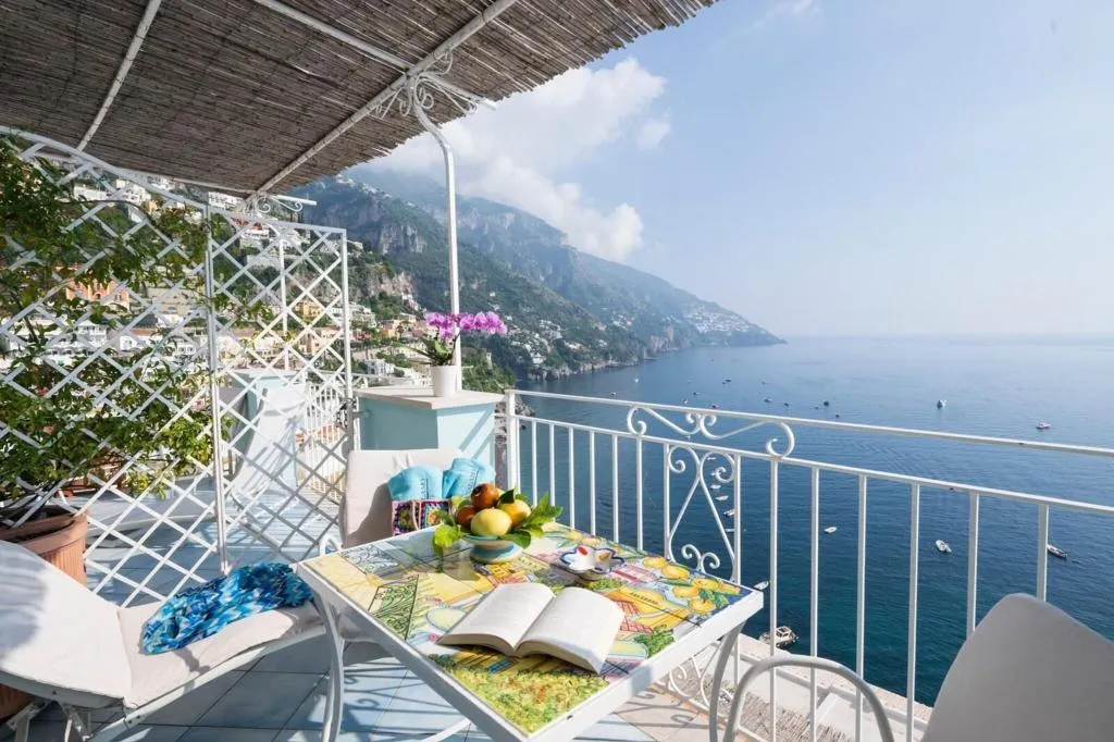 DOUBLE SUPERIOR SEA VIEW Room, Palazzo Talamo, Naples
