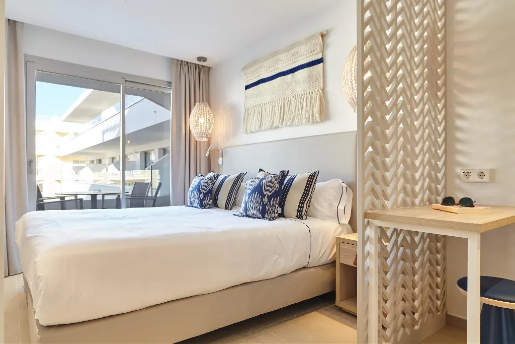 SUITE SIDE SEA VIEW ONE BEDROOM Room, Can Salia, Ibiza