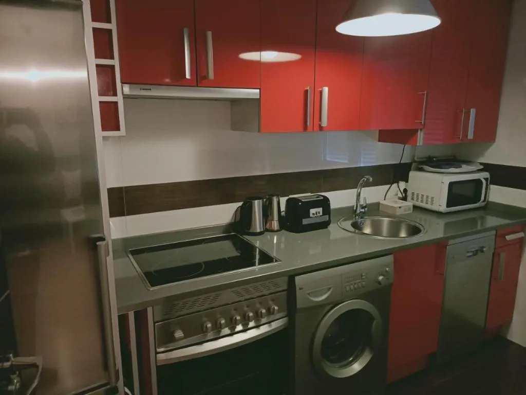 APARTMENT CAPACITY 6 Room, Soterraña, Madrid