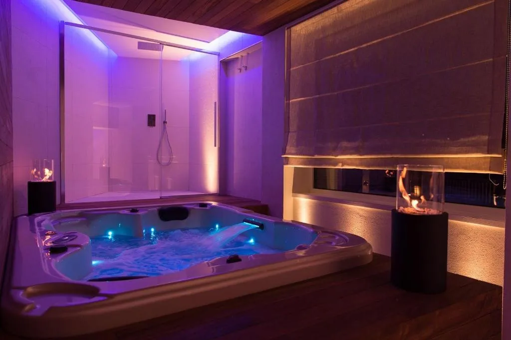 Sports and Entertainment, Aquaboutique Wellness & Spa, Naples