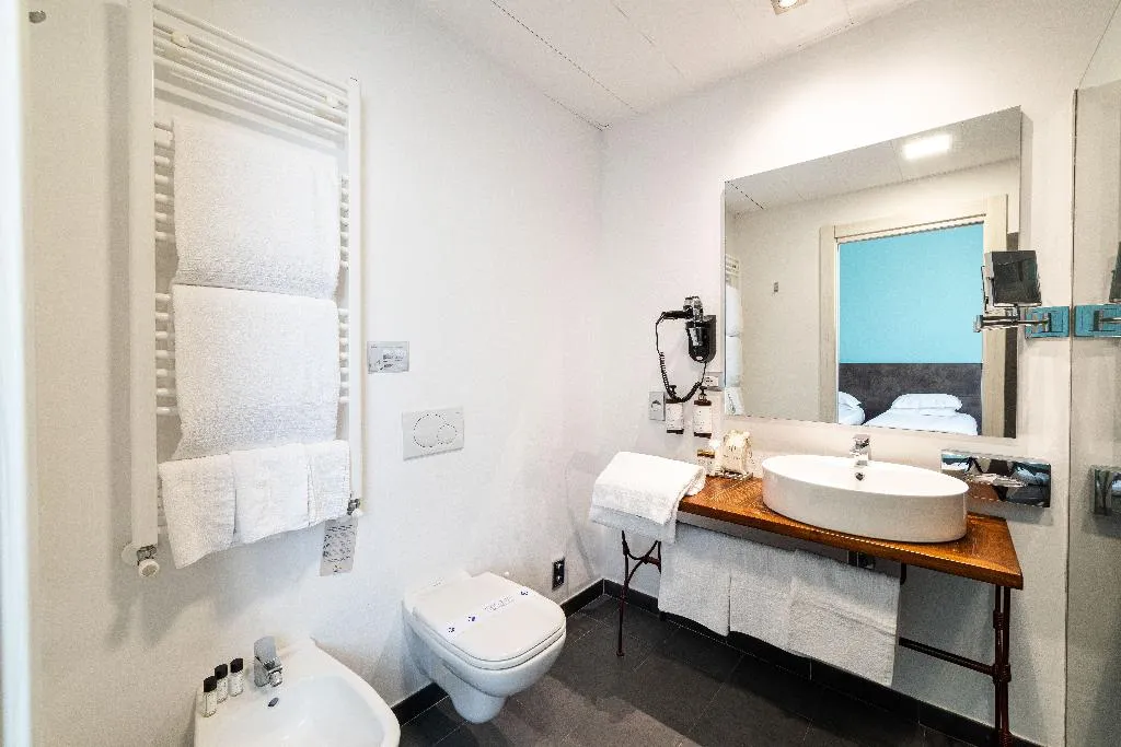 TRIPLE STANDARD Room, Phi Hotel Milano, Milan