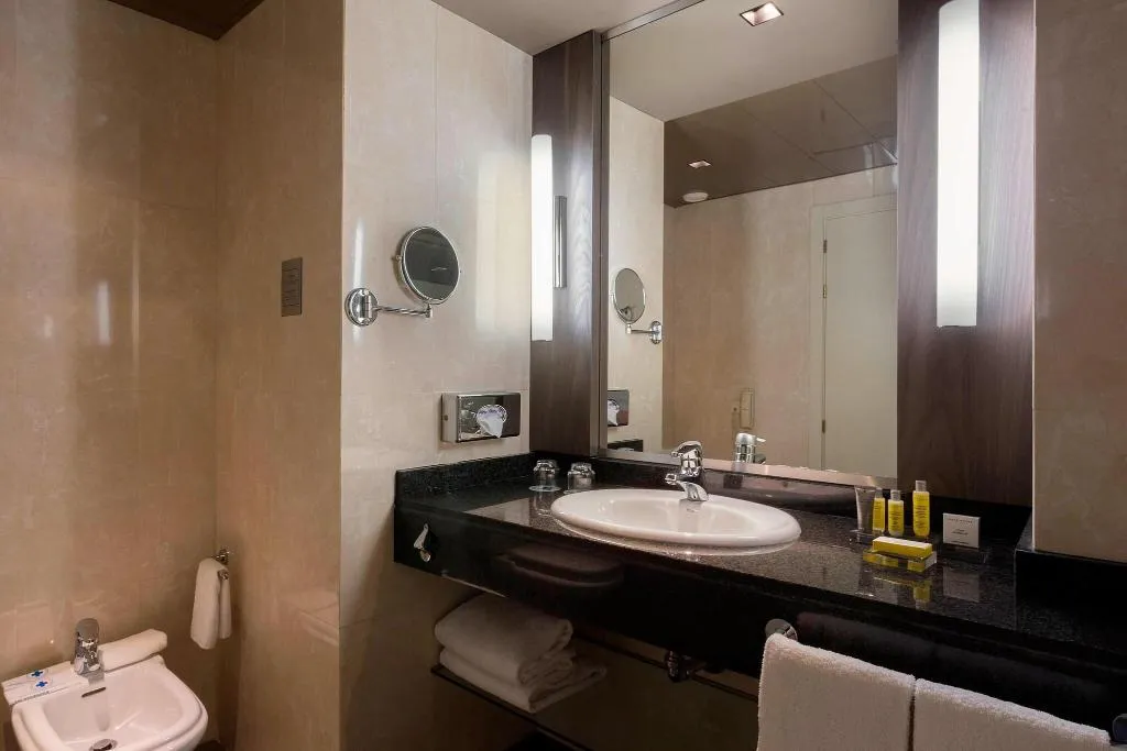 Room, Marriott Hotel Madrid Auditorium, Madrid