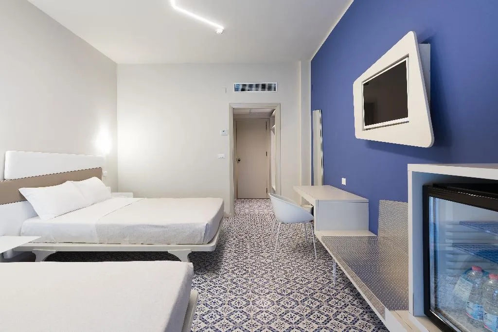 QUADRUPLE SUPERIOR Room, Saracen Sands Hotel & Congress Centre, Palermo