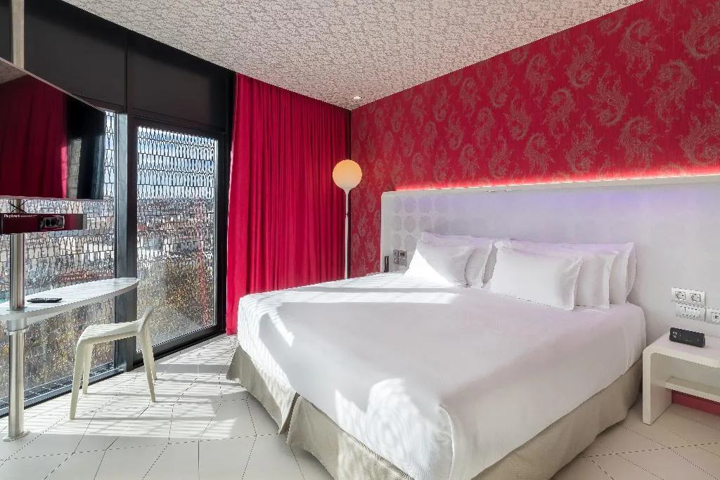 Room CONNECTING ROOM Room, Barcelo Raval, Barcelona