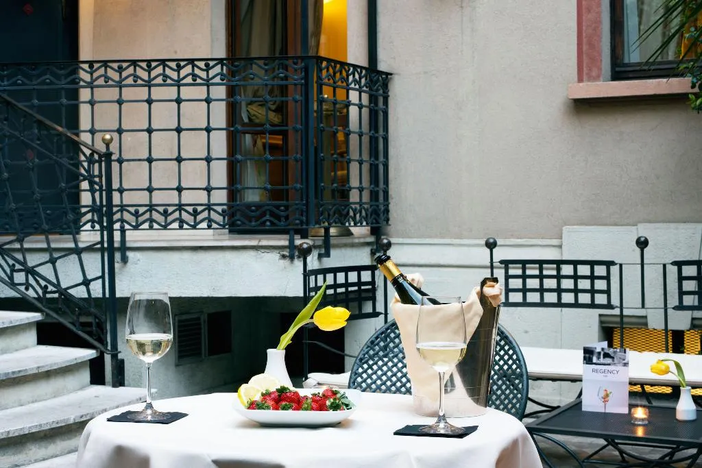 Bar, Hotel Milano Regency, Milan