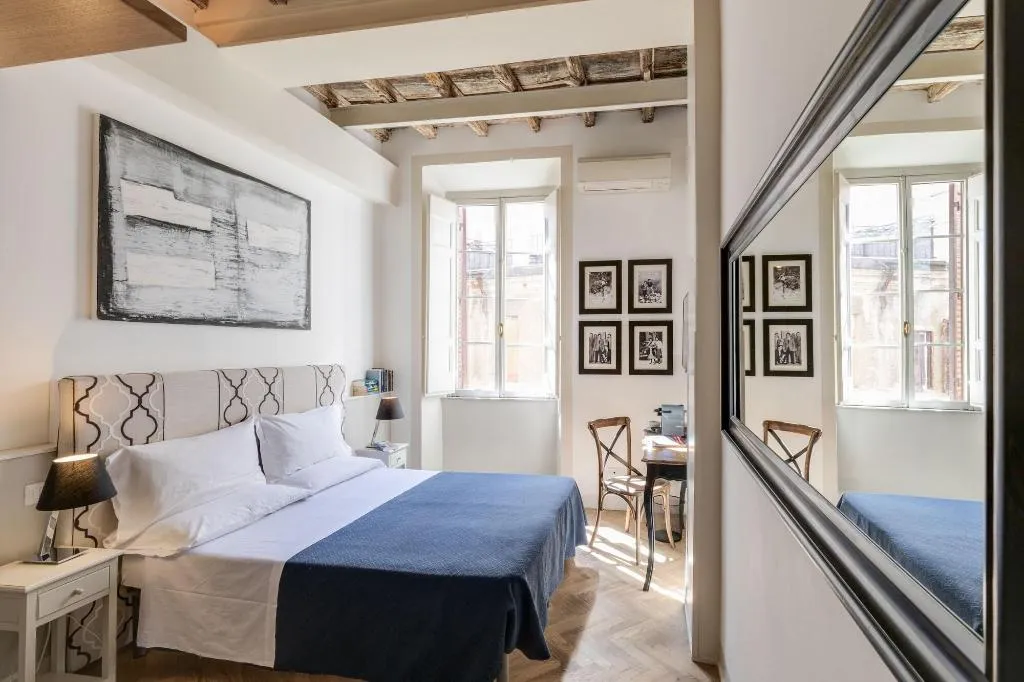 Room, The Blue Hostel, Naples