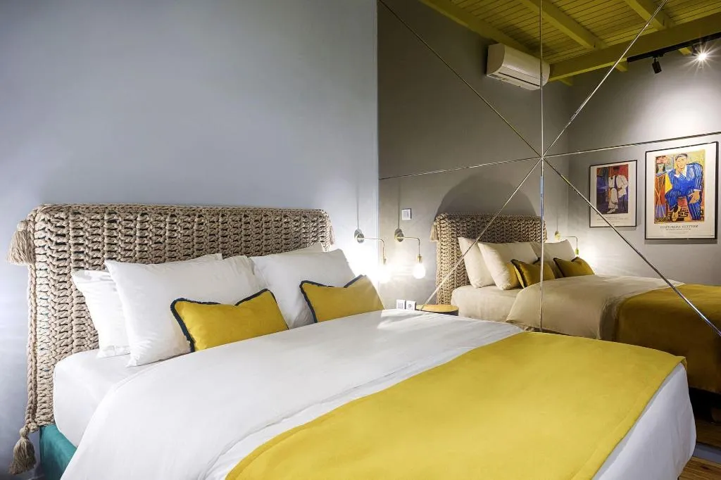 Room, The Frogs Guesthouse, Athens
